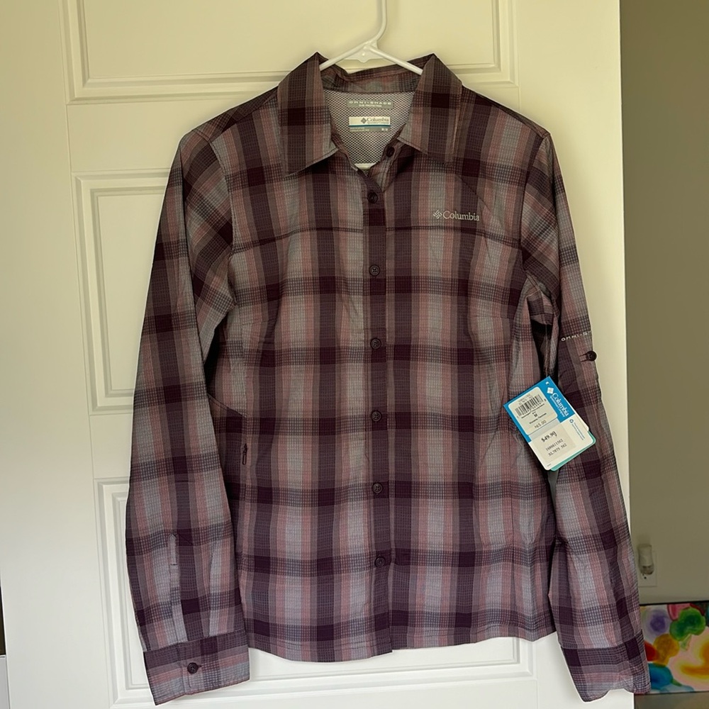 Columbia, buttoned top. Omni-shade upf 40 sun protection.
